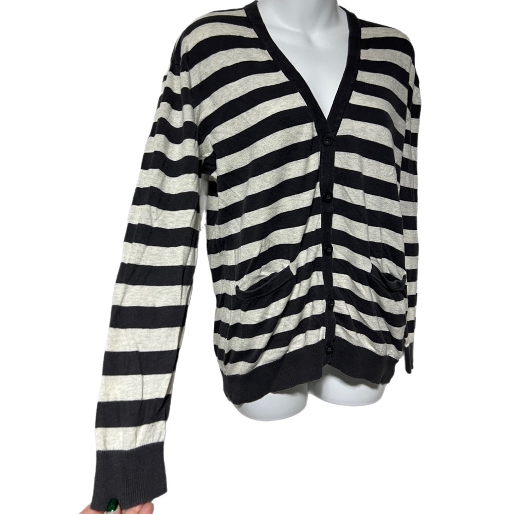 BDG Urban Outfitters Gray and White Striped Cardigan Size Small - Picture 2 of 7